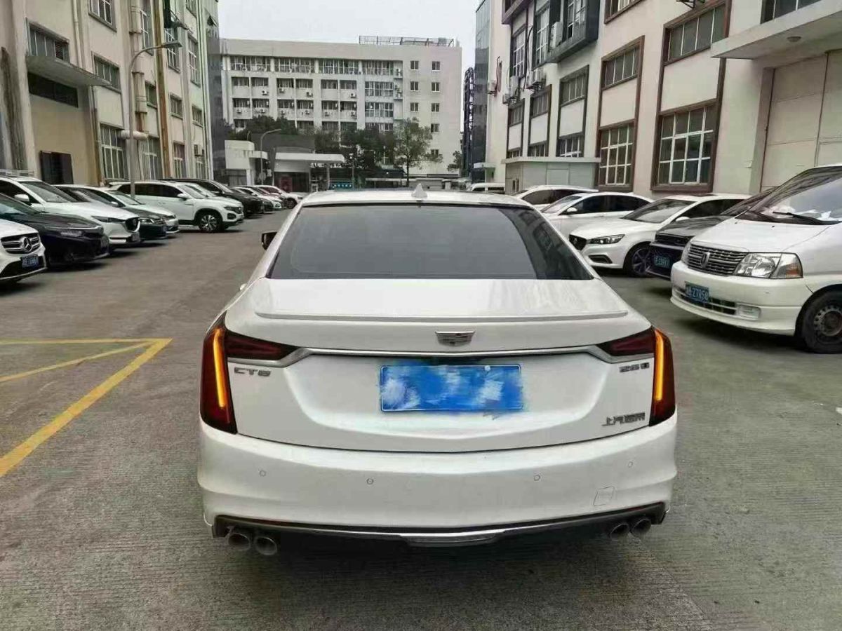 凱迪拉克 CT6  2020款 28T 領(lǐng)先超級(jí)巡航型圖片