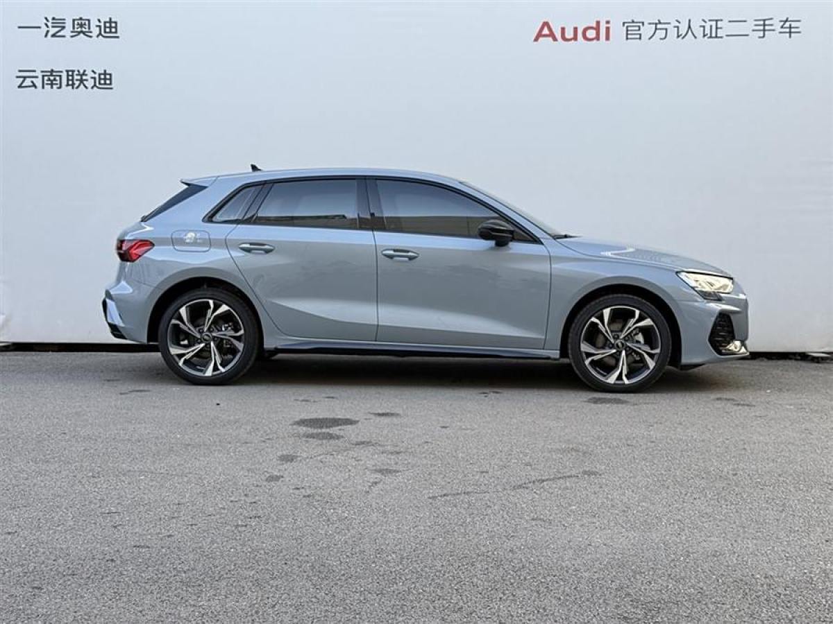 奧迪 奧迪A3  2025款 Sportback 35TFSI 飛馳尊享型圖片