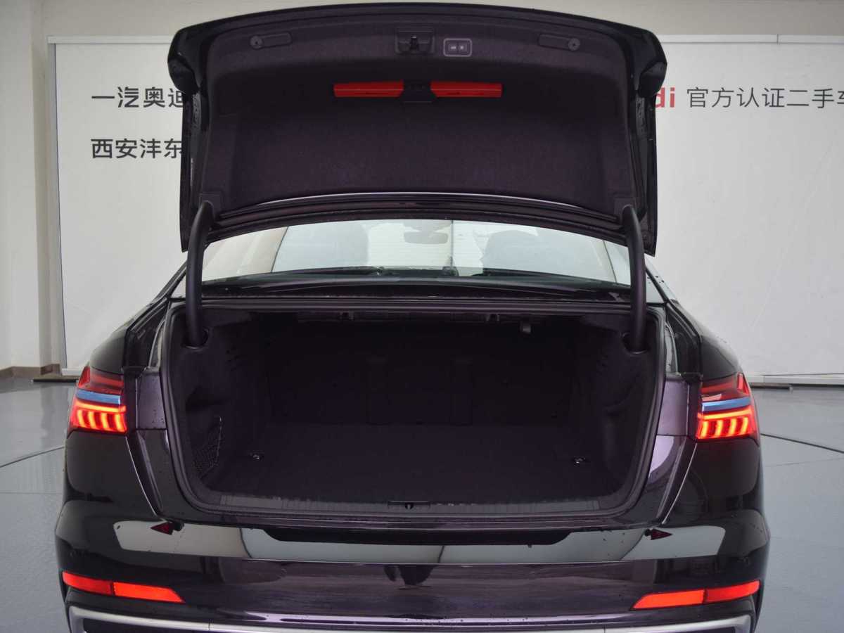 奧迪 奧迪A6L  2024款 45 TFSI 臻選動感型圖片