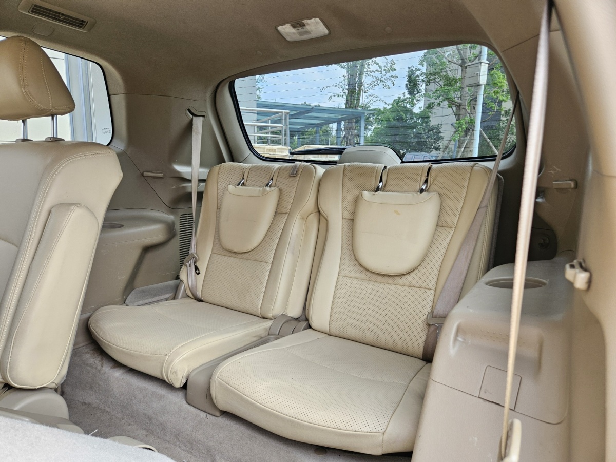 豐田 漢蘭達(dá)  2012款 2.7L 兩驅(qū)7座精英版圖片