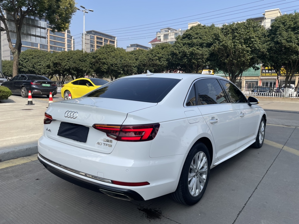 奧迪 奧迪A4L  2019款 40 TFSI 時(shí)尚型 國V圖片