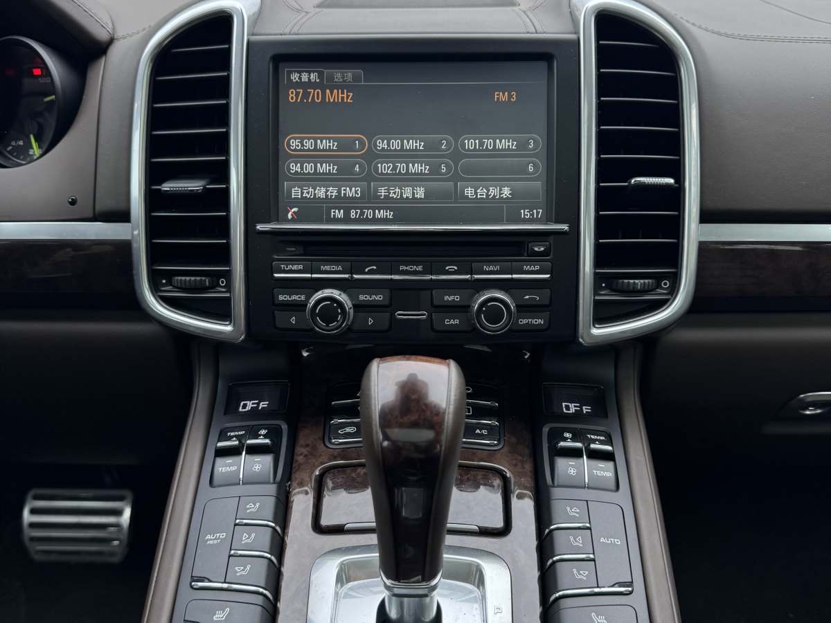 2015年7月保时捷 Cayenne新能源  2024款 Cayenne S E-Hybrid 3.0T