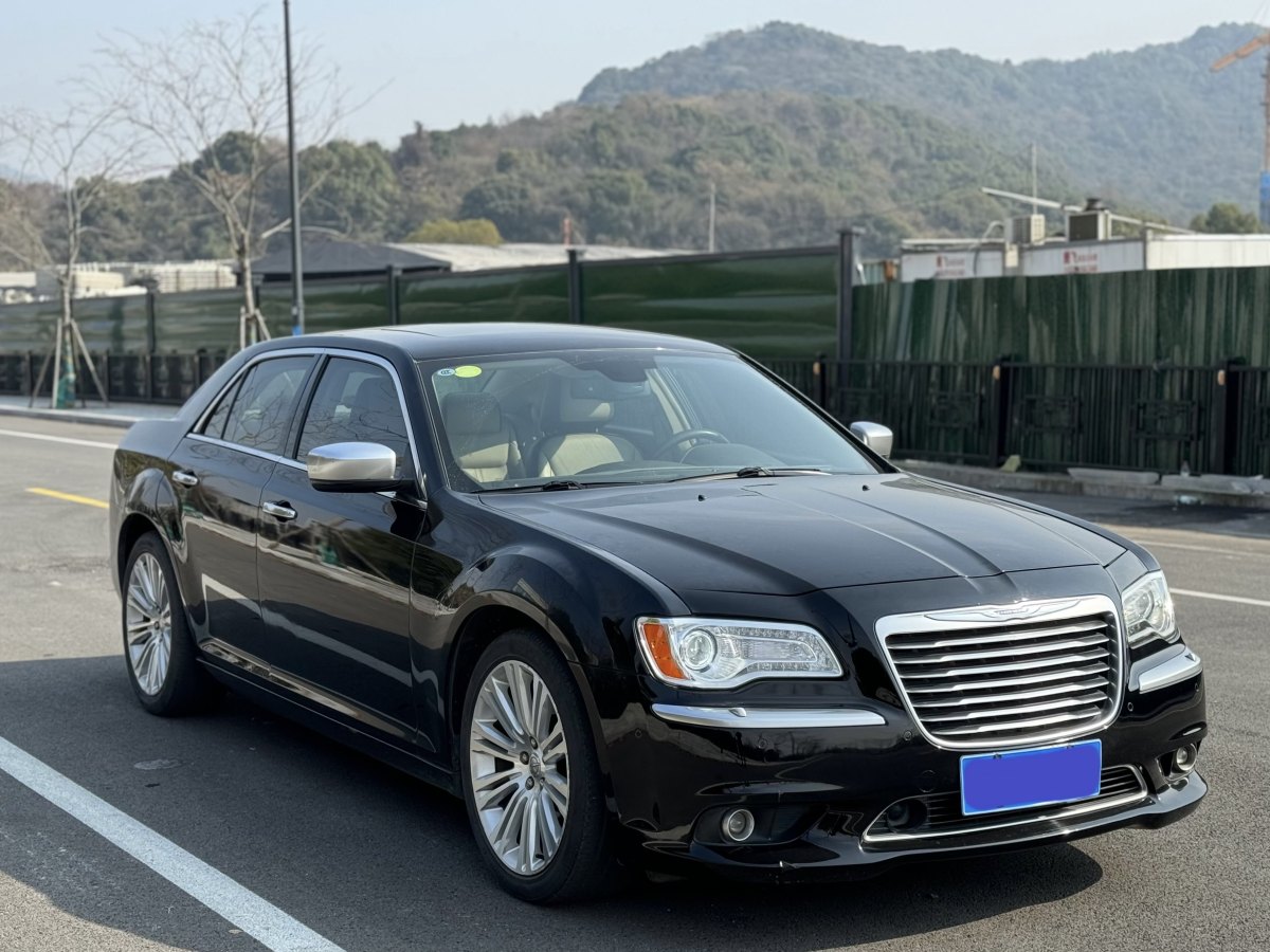 克萊斯勒 300C  2013款 3.6L 尊崇版圖片