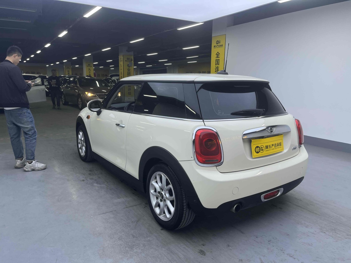 MINI MINI  2016款 1.2T ONE 先鋒派圖片