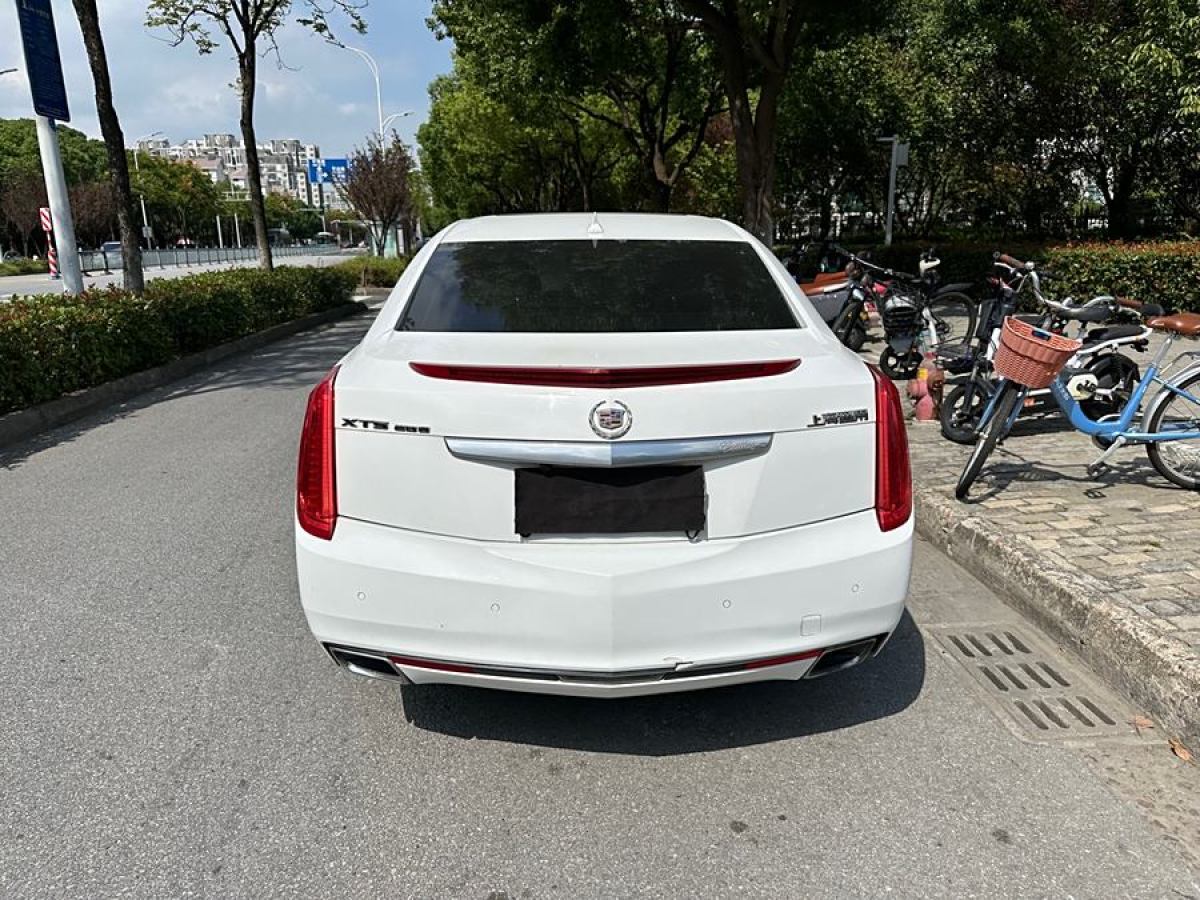 凱迪拉克 XTS  2013款 28T 精英型圖片