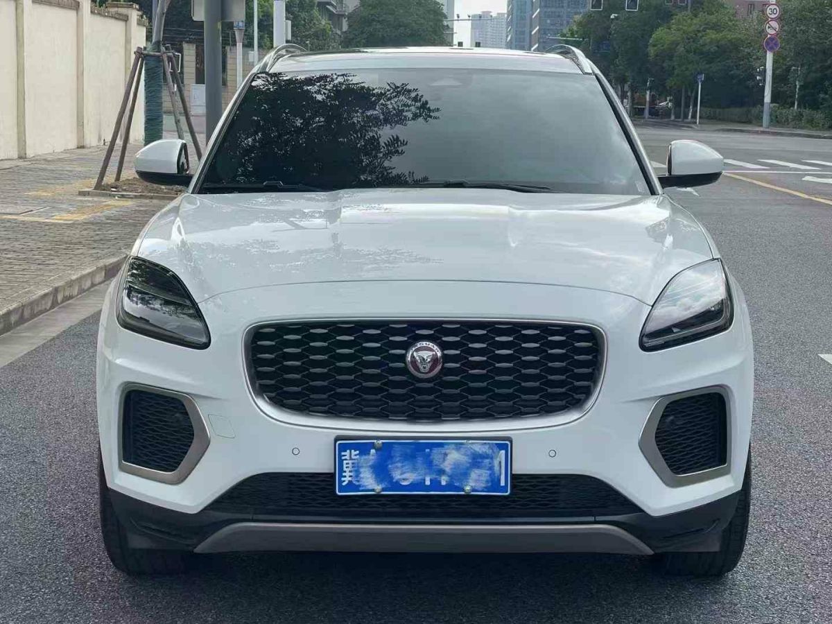 2024年4月捷豹 F-PACE  2024款 P400 SPORT