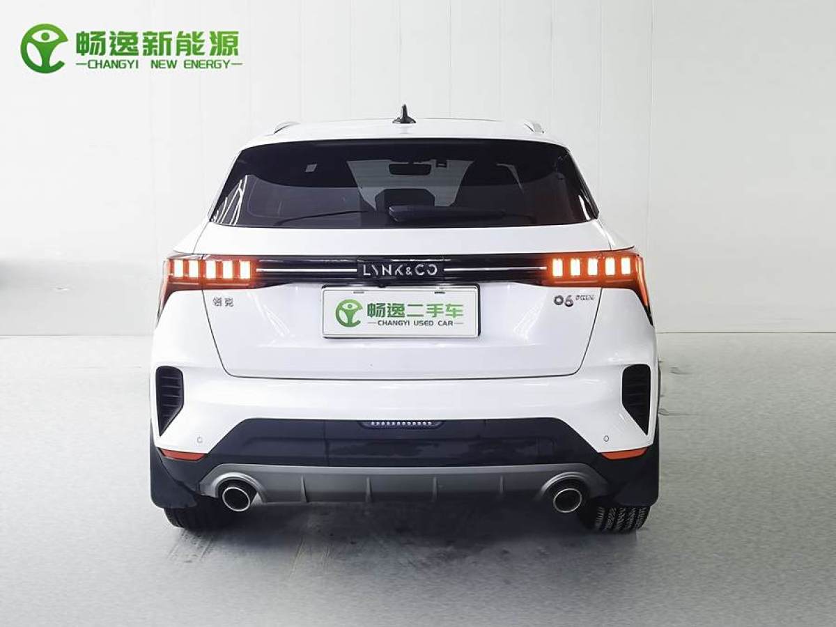 領(lǐng)克 領(lǐng)克06新能源  2022款 PHEV 84KM續(xù)航版 Pro圖片