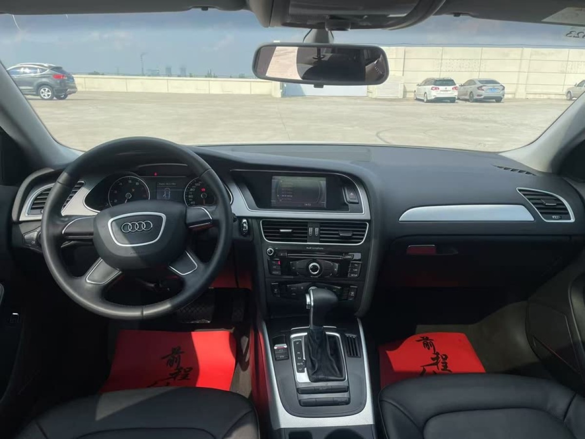 奧迪 奧迪A4L  2015款 30 TFSI 自動(dòng)舒適型圖片