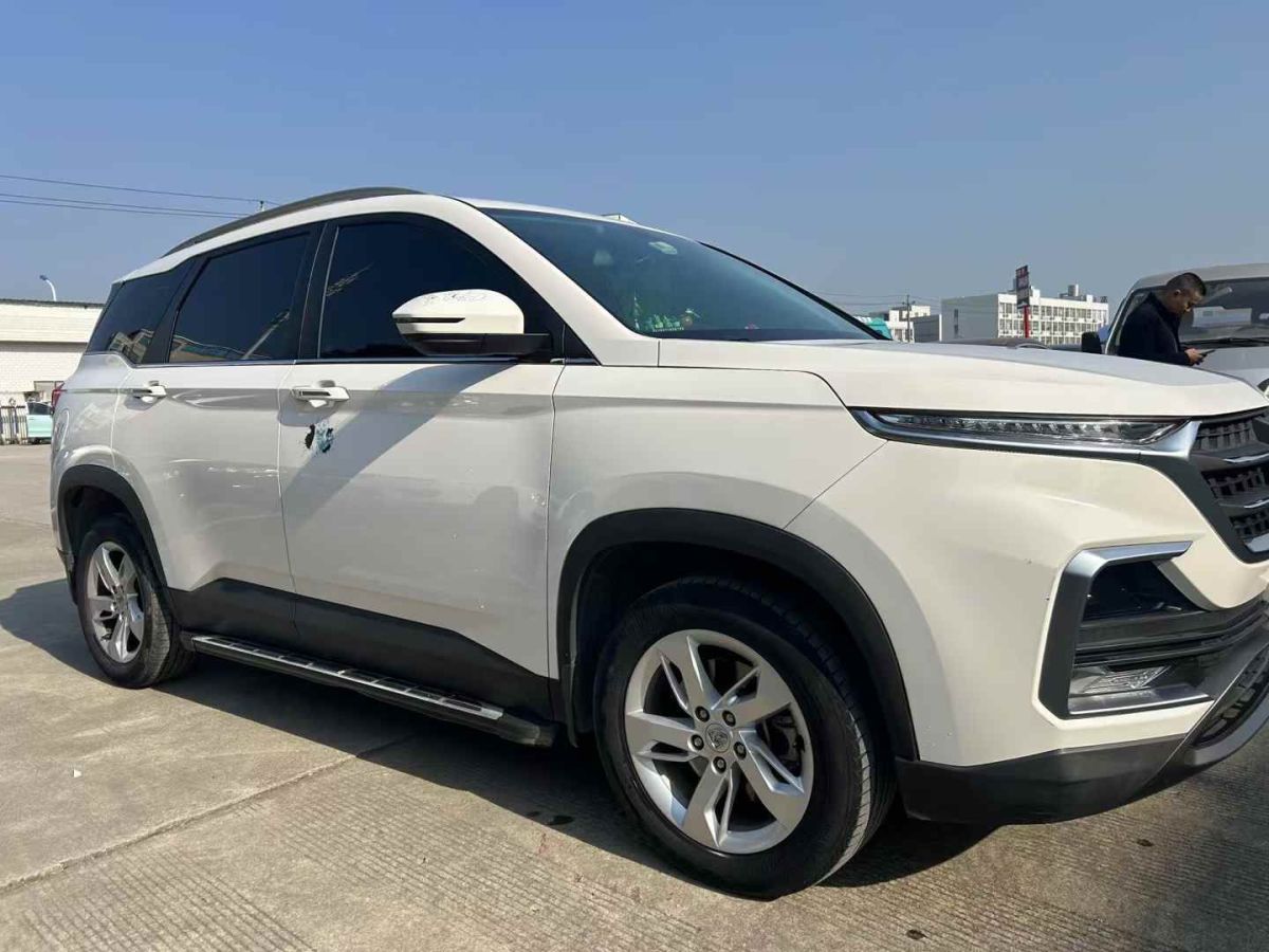 寶駿 530  2019款  1.5T CVT尊貴型 國VI圖片