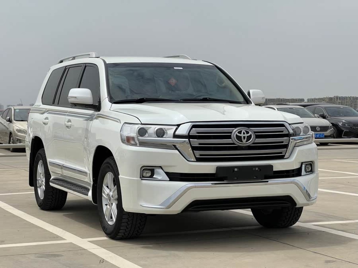 豐田 蘭德酷路澤  2015款 4.0L V6 中東限量版圖片