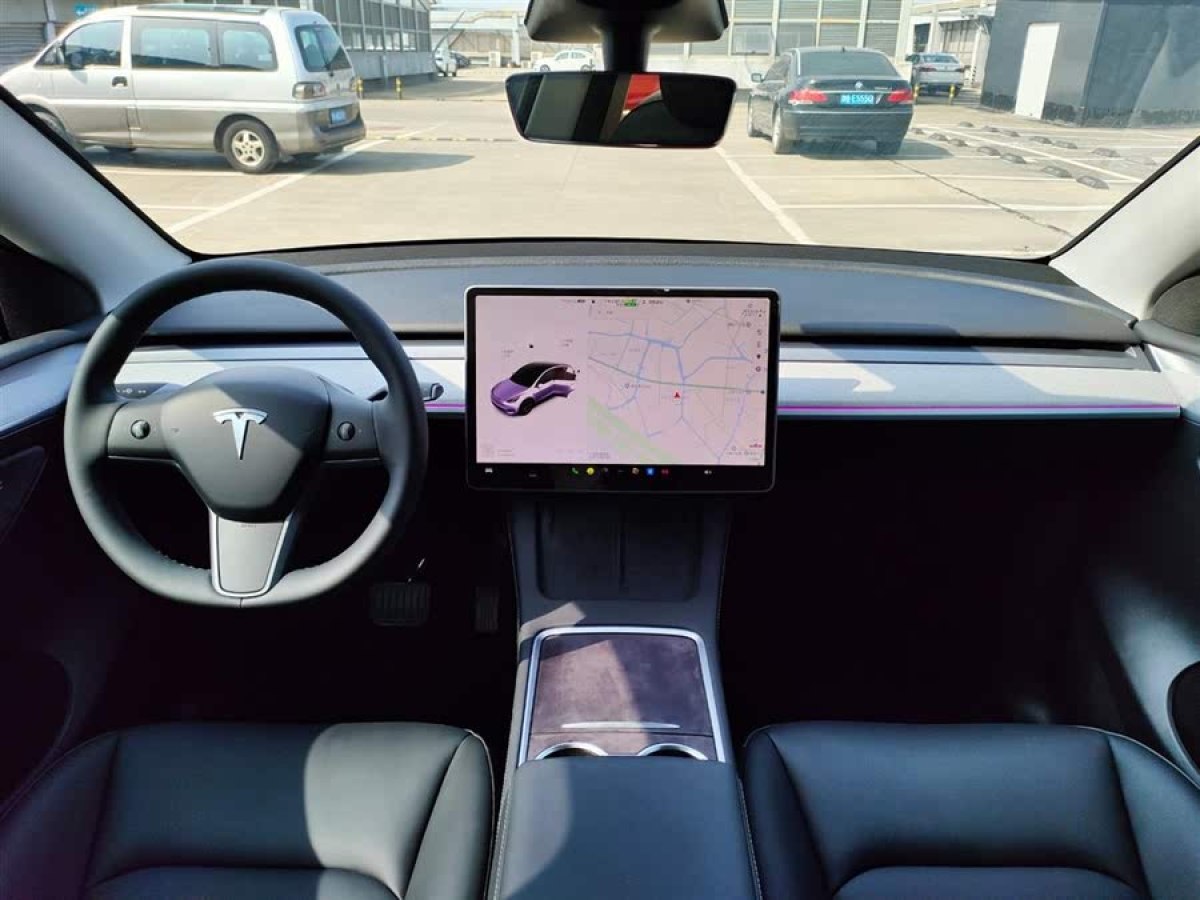 特斯拉 Model Y  2024款 后輪驅(qū)動(dòng)版圖片