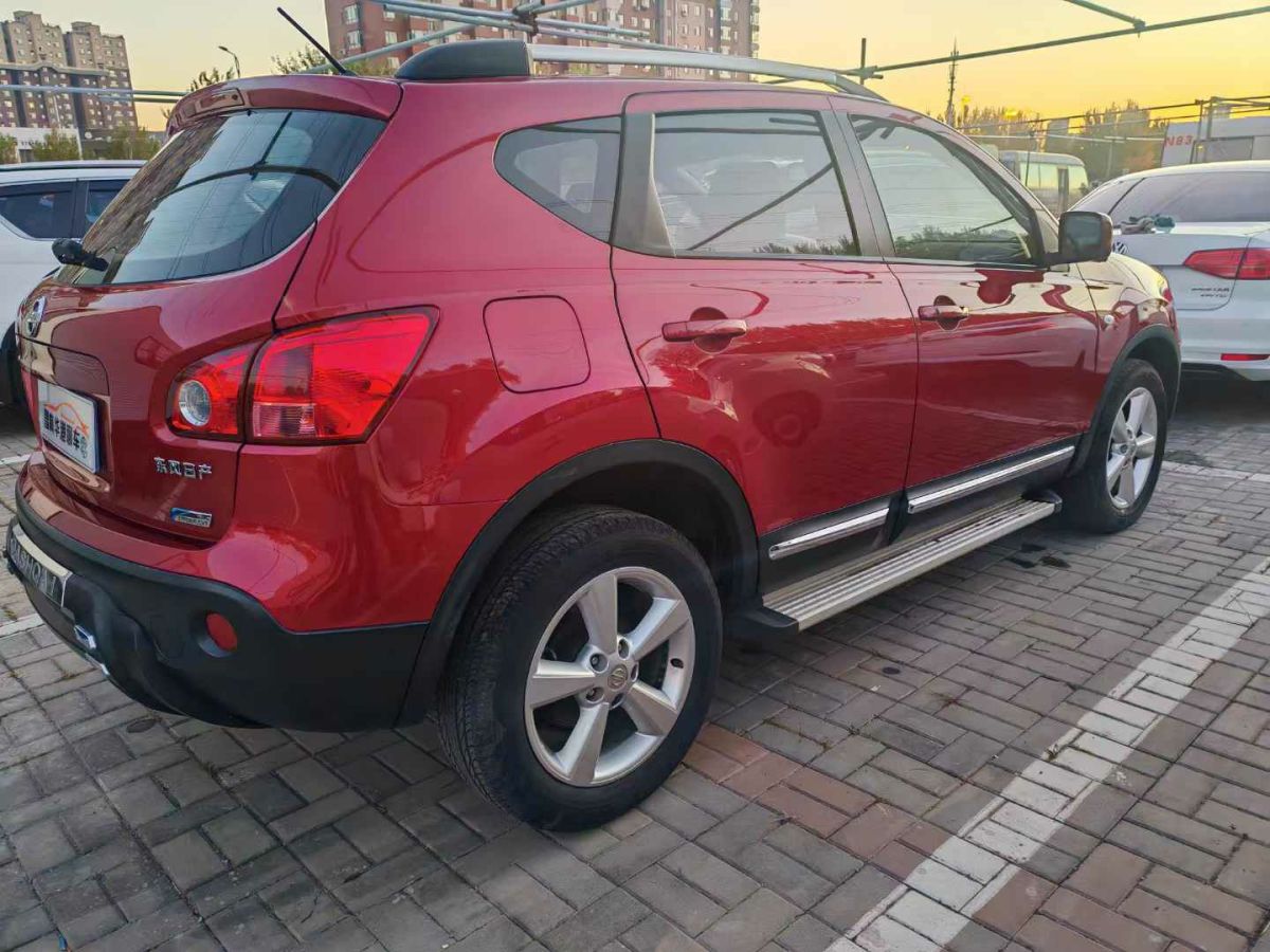 日產(chǎn) 逍客  2011款 2.0XL 火 CVT 2WD圖片