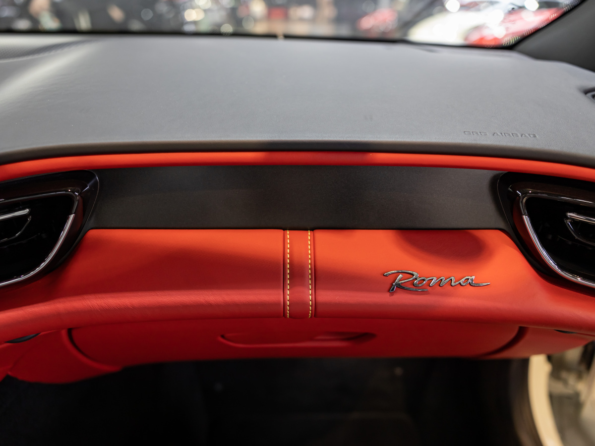 2021年4月法拉利 Roma  2020款 3.9T V8