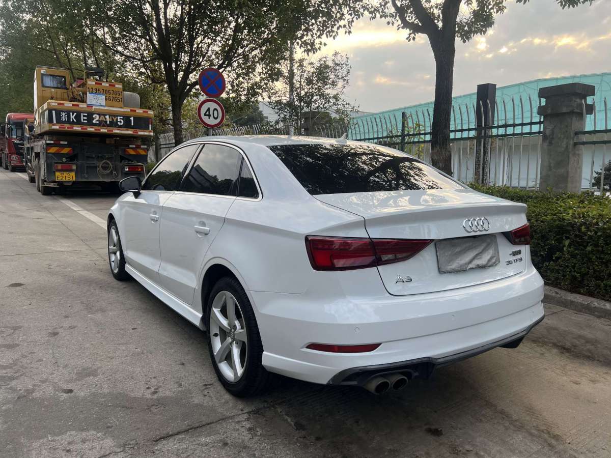 奧迪 奧迪A3  2017款 Limousine 35 TFSI 風尚型圖片