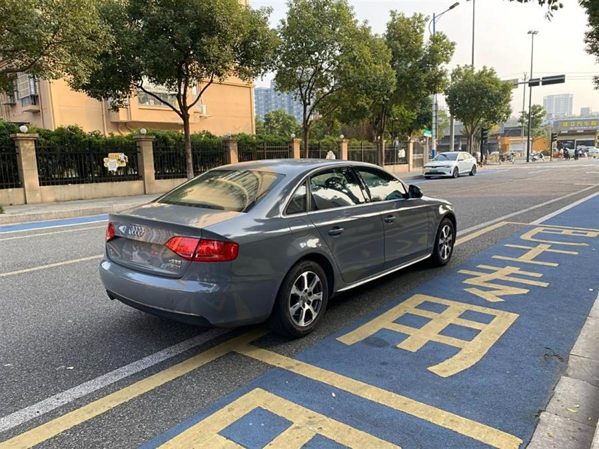 奧迪 奧迪A4L  2011款 2.0 TFSI 舒適型圖片