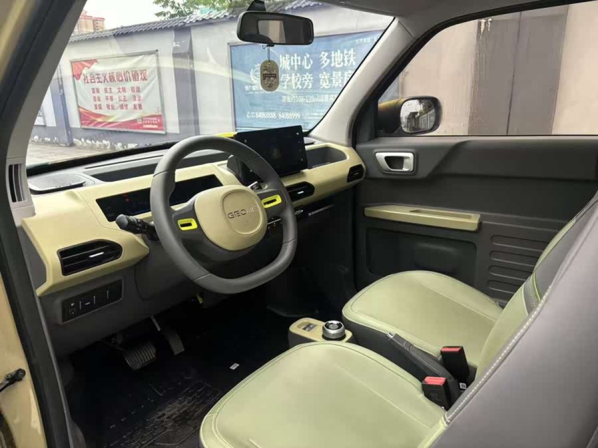 吉利 熊貓mini  2024款 200km 熊貓騎士圖片