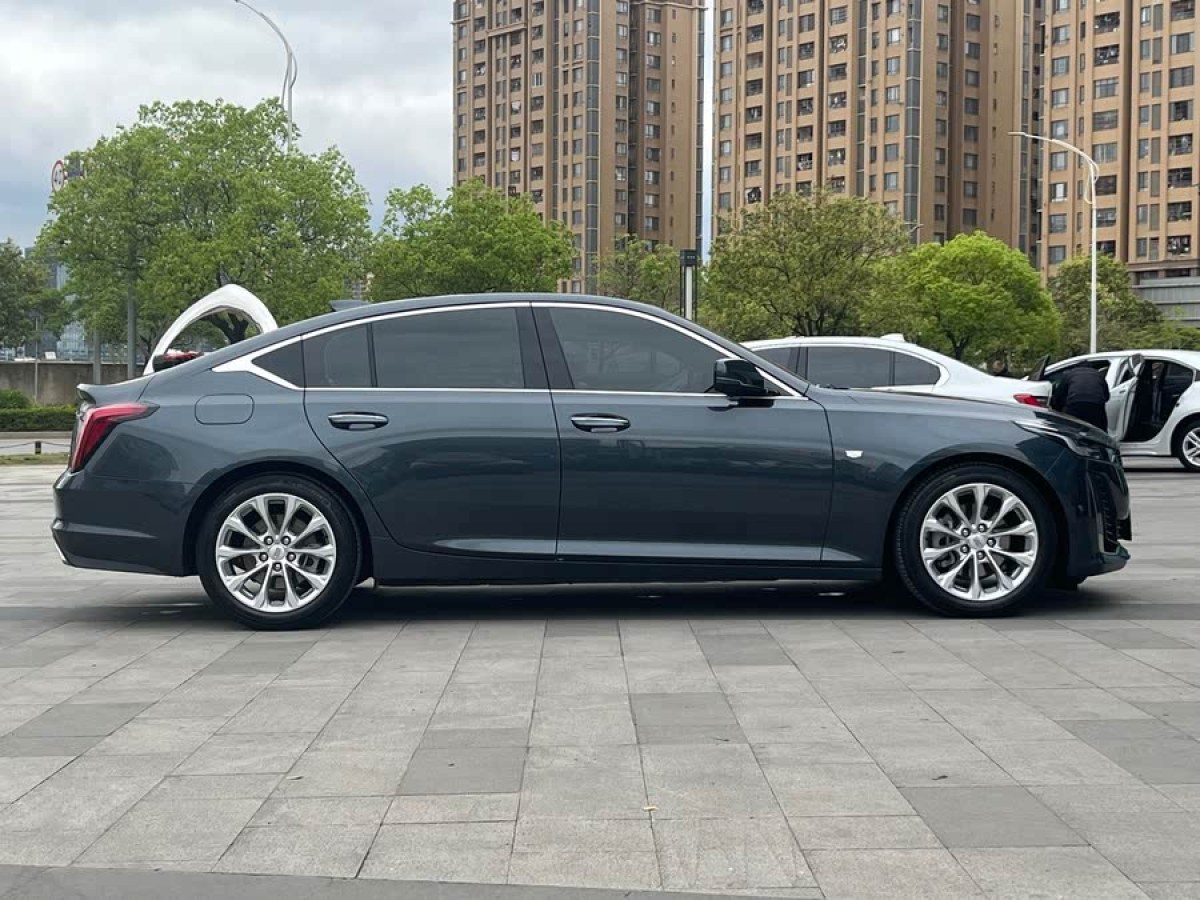 凱迪拉克 CT5  2021款 28T 領(lǐng)先運(yùn)動型圖片