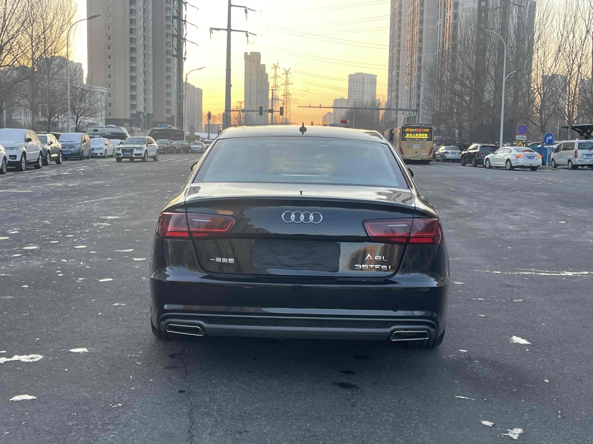 奧迪 奧迪A6L  2012款 35 FSI quattro 豪華型圖片