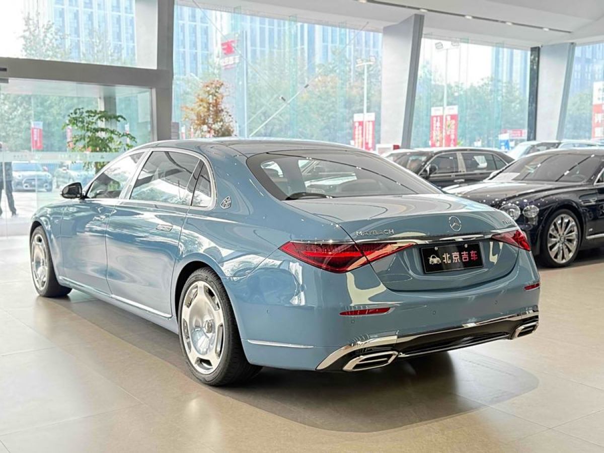 奔馳 邁巴赫S級(jí)  2022款 S 680 4MATIC 匠心高定首發(fā)版圖片