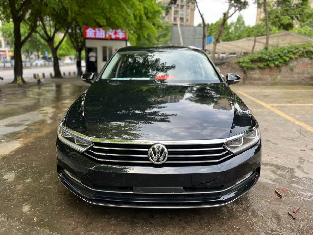 大眾 邁騰  2019款  330TSI DSG 領(lǐng)先型 國VI圖片