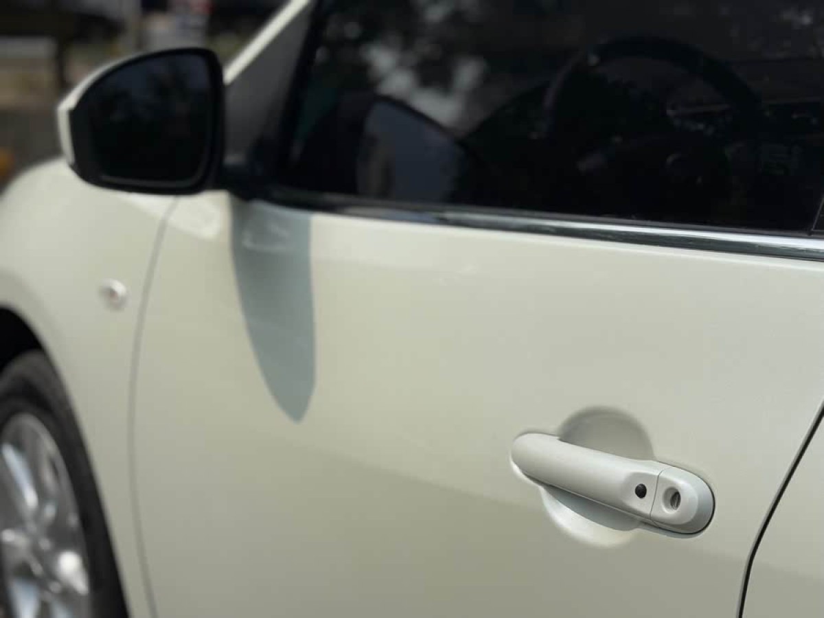 日產(chǎn) 騏達(dá)  2014款 1.6L CVT智能型圖片