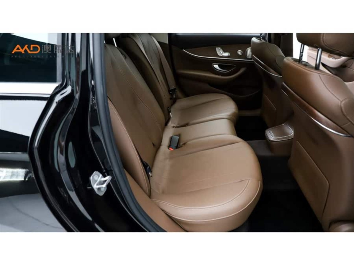 奔馳 奔馳E級(jí)  2023款 改款 E 300 L 豪華型圖片