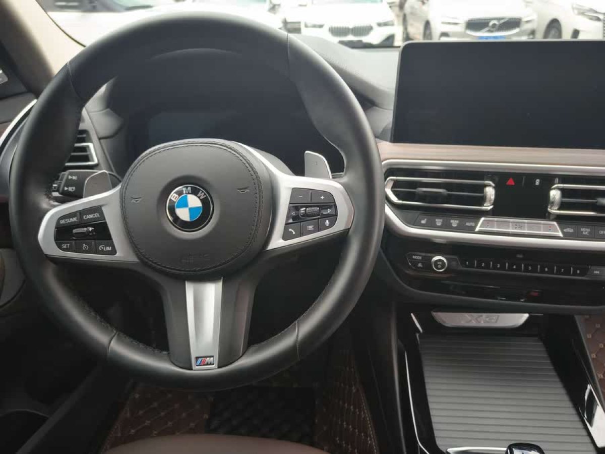 寶馬 寶馬X3  2022款 xDrive30i 領(lǐng)先型 M曜夜套裝圖片