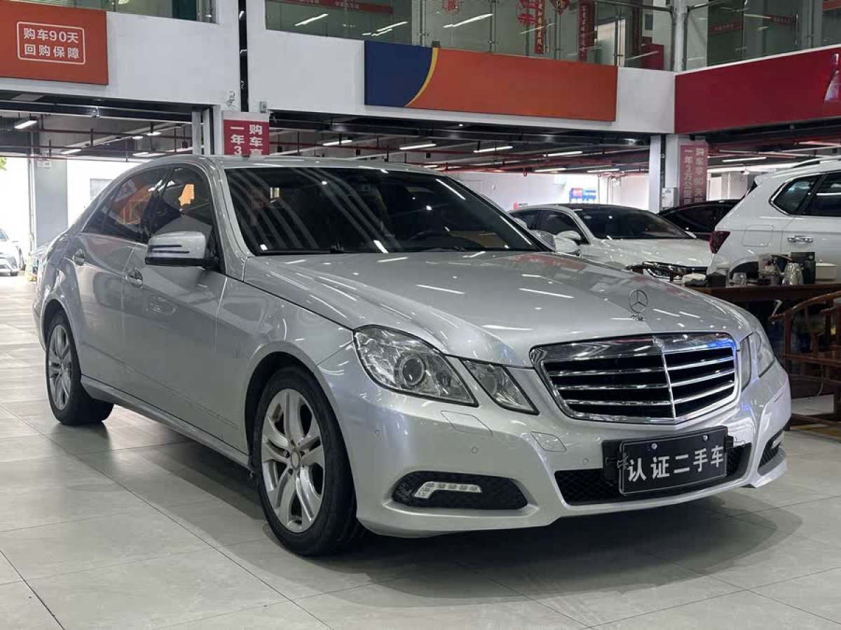 奔馳 奔馳E級(jí)  2010款 E 300 時(shí)尚型豪華版圖片