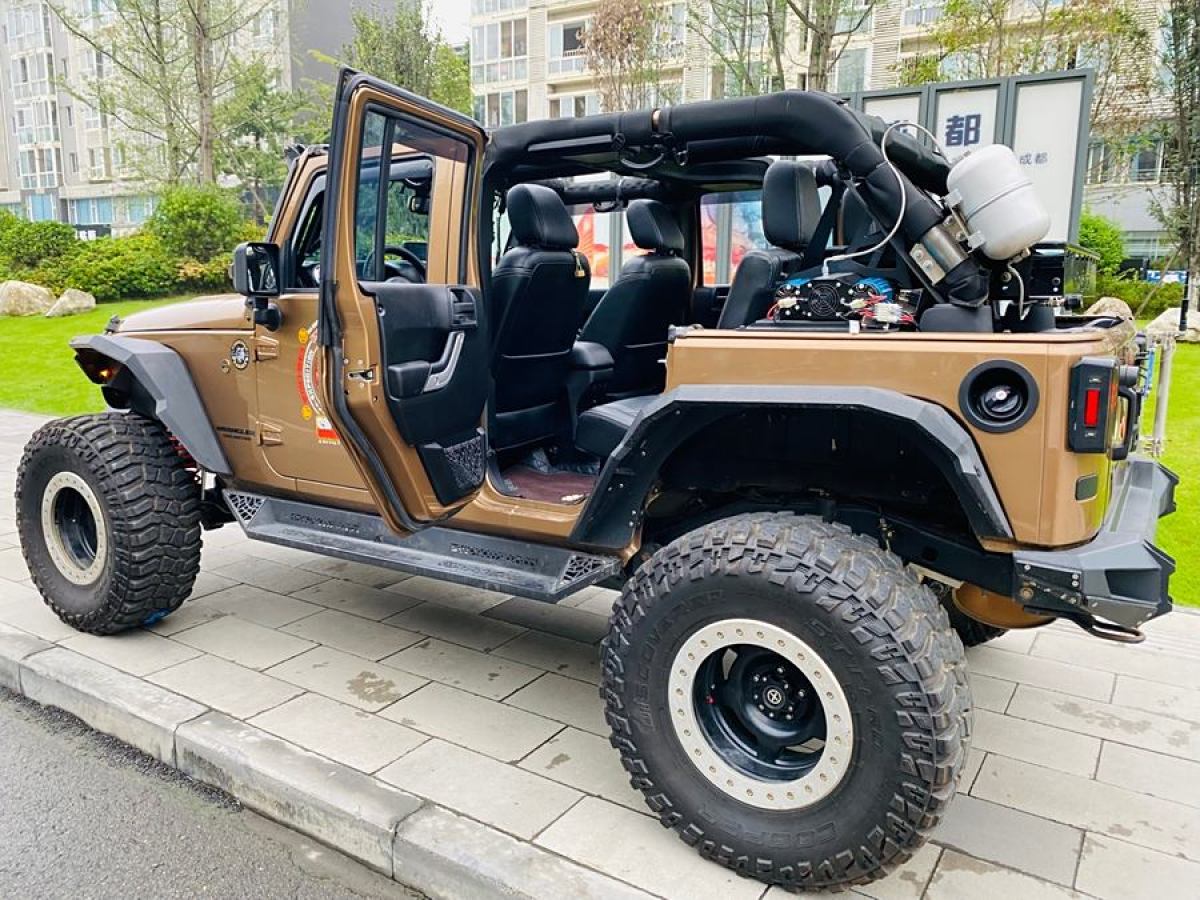 Jeep 牧馬人  2015款 3.6L Rubicon 四門舒享版圖片