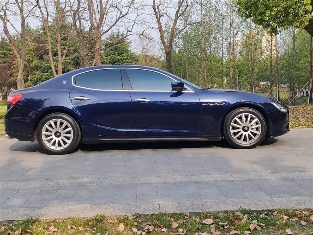 瑪莎拉蒂 Ghibli  2014款 3.0T 標(biāo)準(zhǔn)版圖片