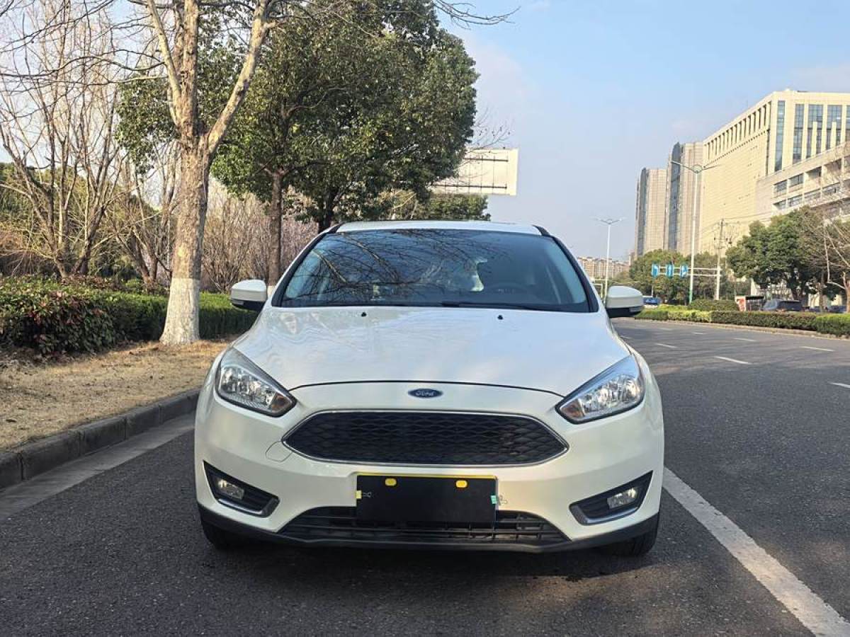 福特 ?？怂? 2015款 兩廂 EcoBoost 180 自動精英型圖片