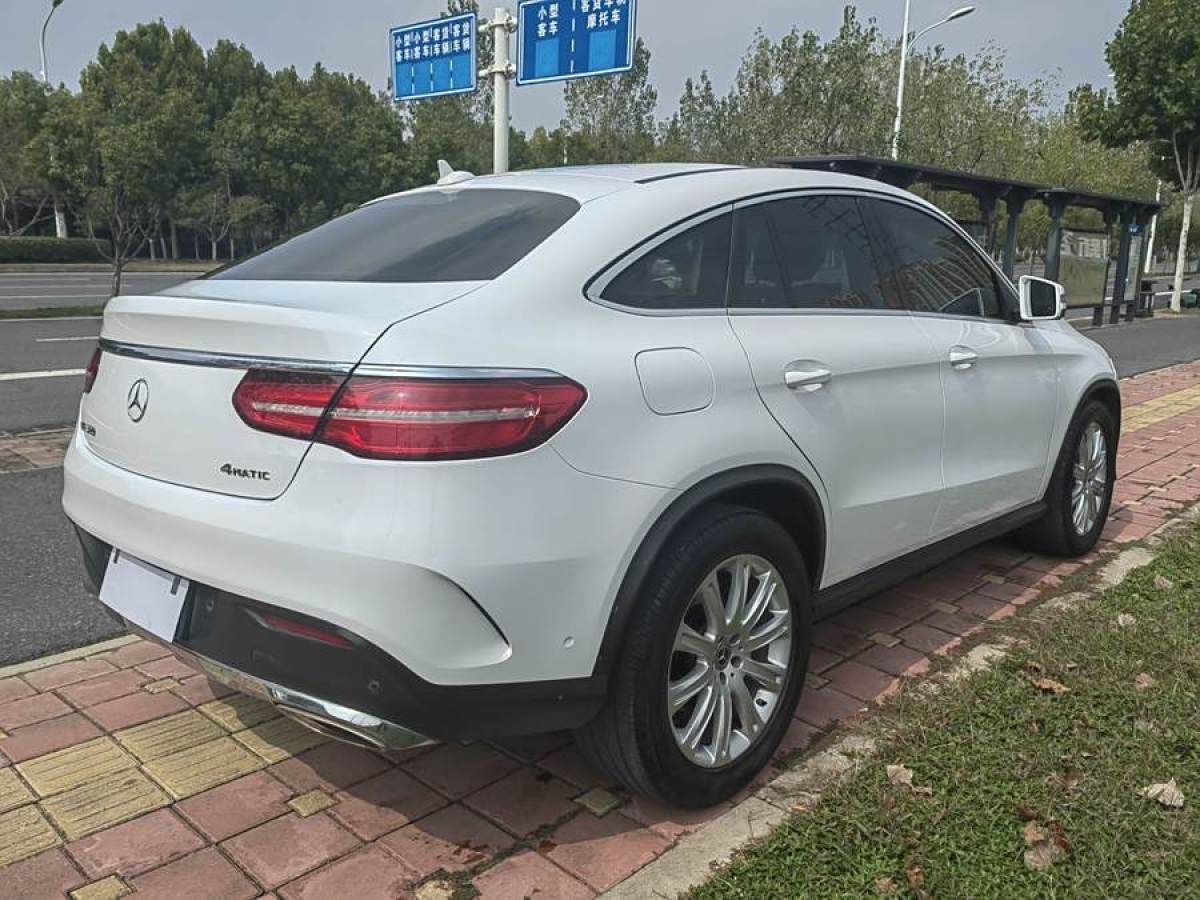 奔馳 奔馳GLE轎跑  2017款 GLE 320 4MATIC 轎跑SUV圖片