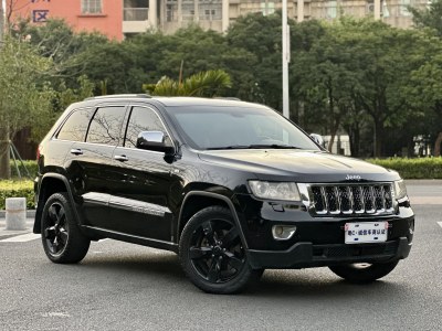 2012年8月 Jeep 大切諾基(進(jìn)口) 5.7L 旗艦導(dǎo)航版圖片