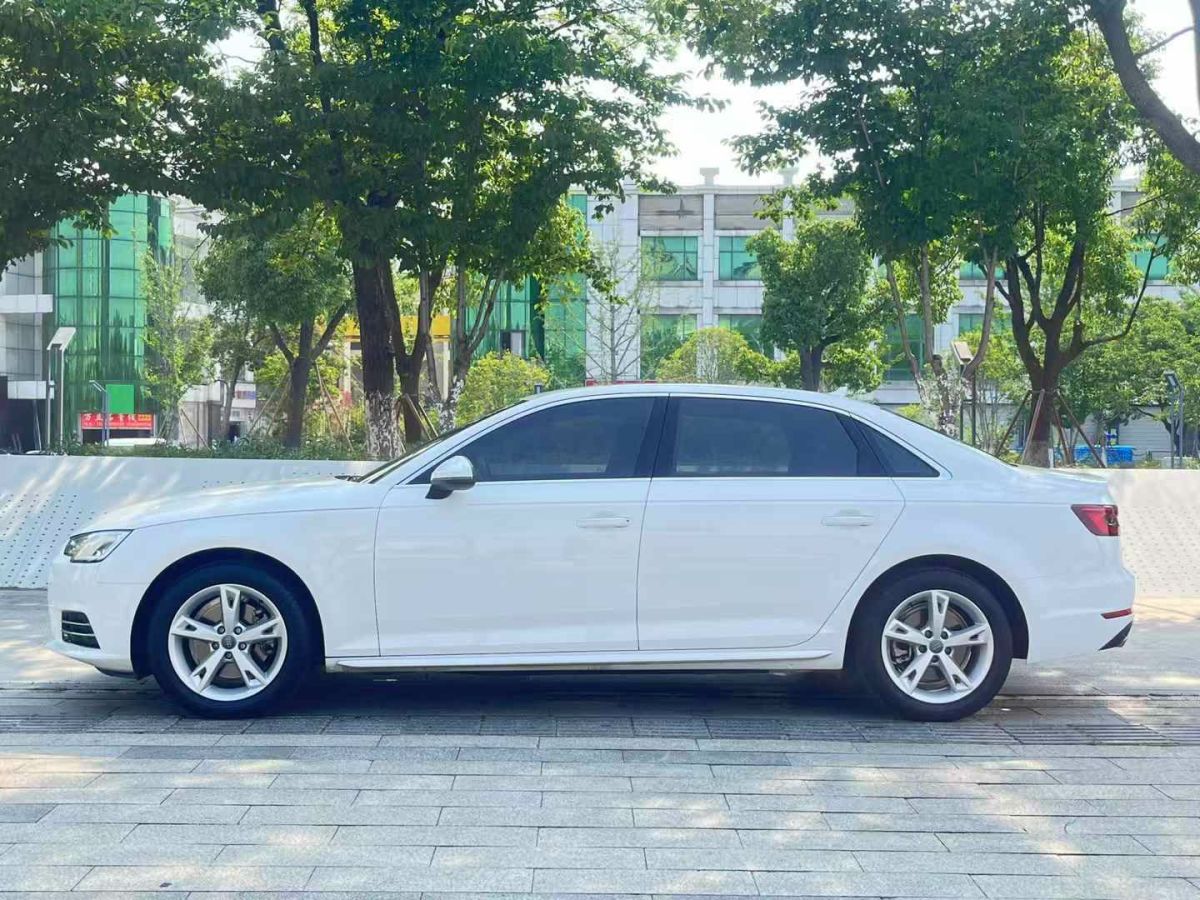 奧迪 奧迪A4L  2019款 35 TFSI 進(jìn)取型 國(guó)V圖片