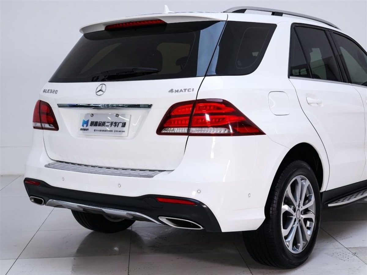 奔驰 奔驰GLE  2016款 GLE 320 4MATIC 动感型图片