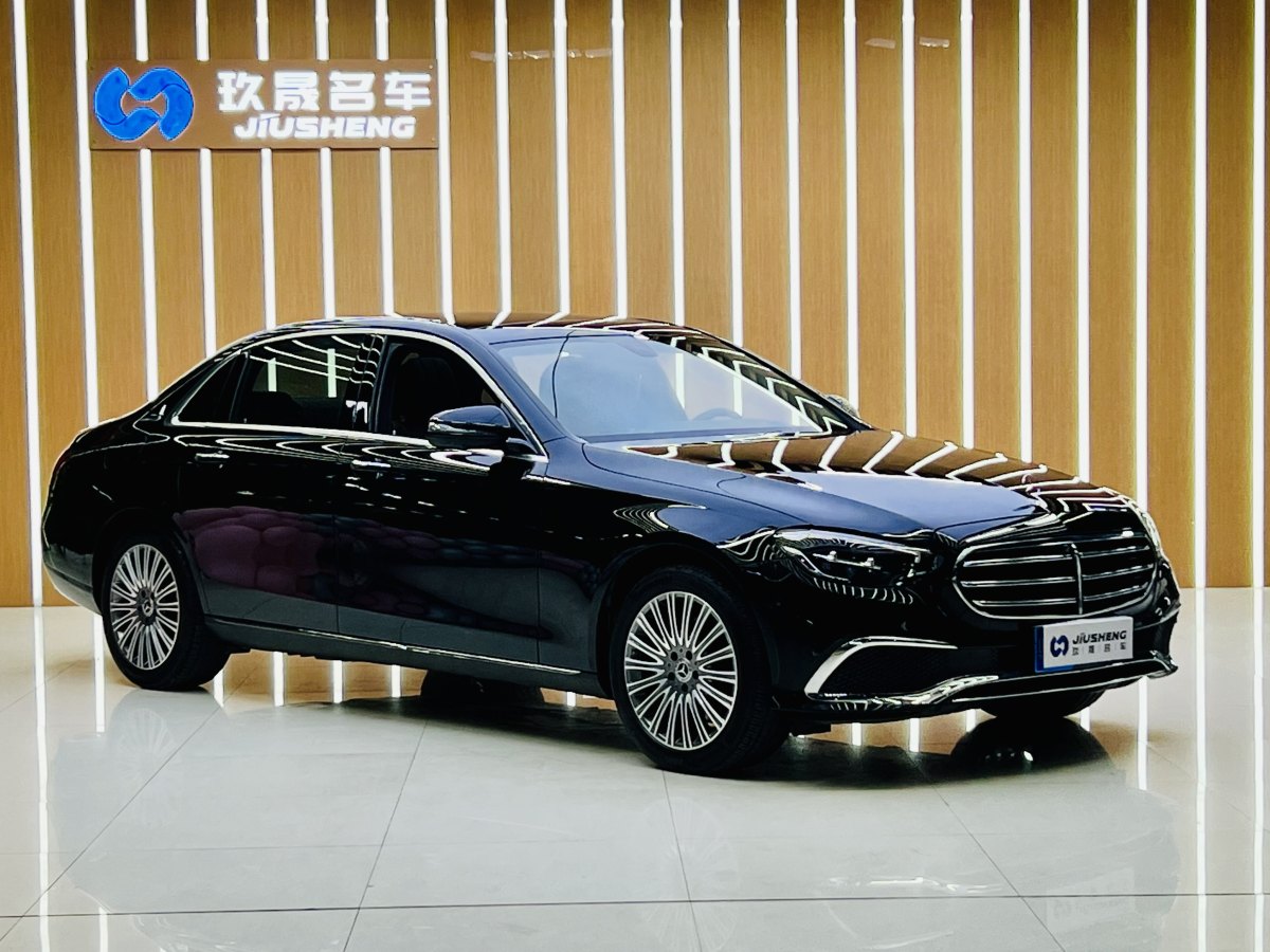 奔馳 奔馳E級(jí)  2022款 改款 E 300 L 豪華型圖片