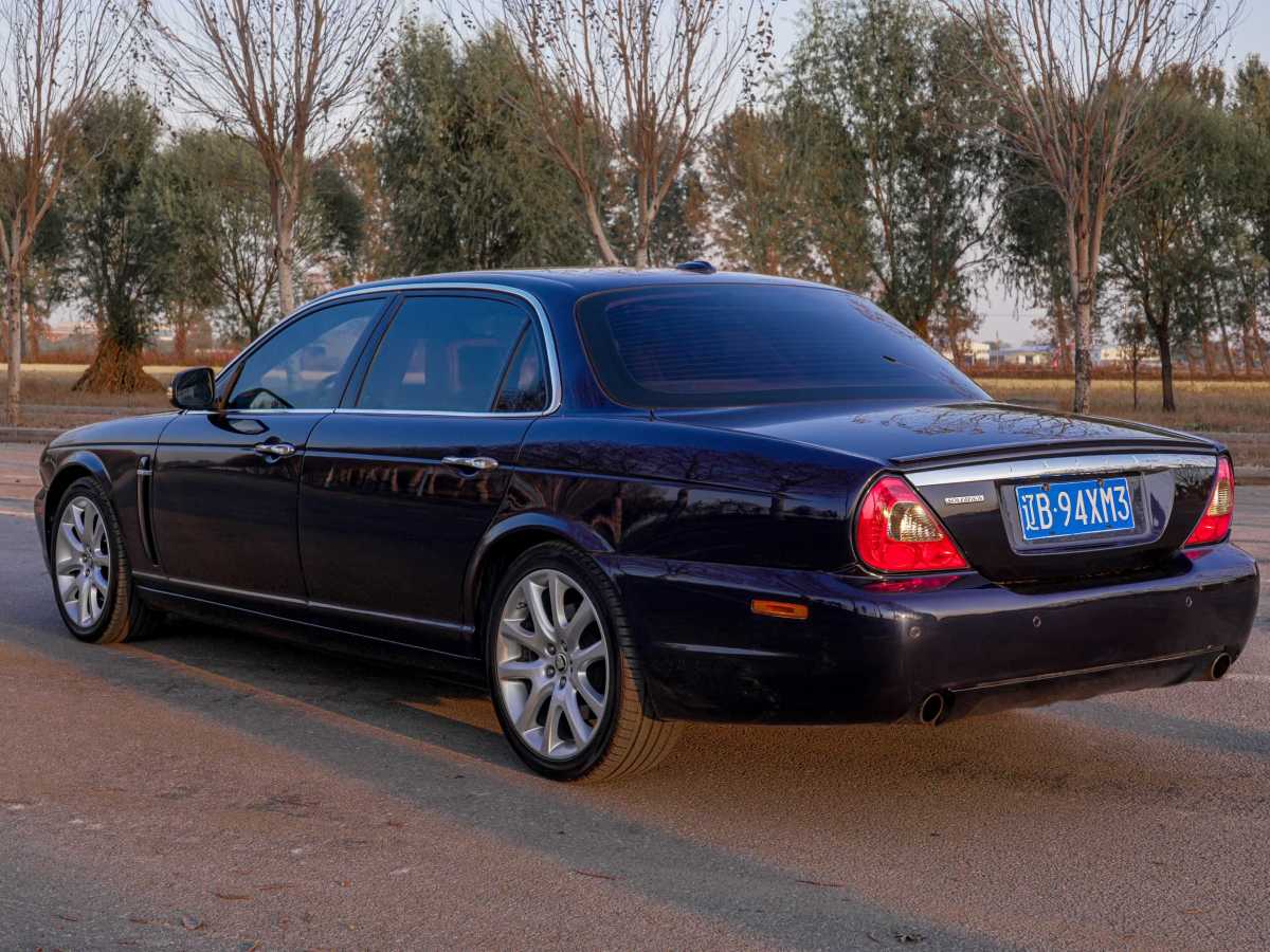 捷豹 XJ  2007款 XJ6L 3.0皇家加長版圖片