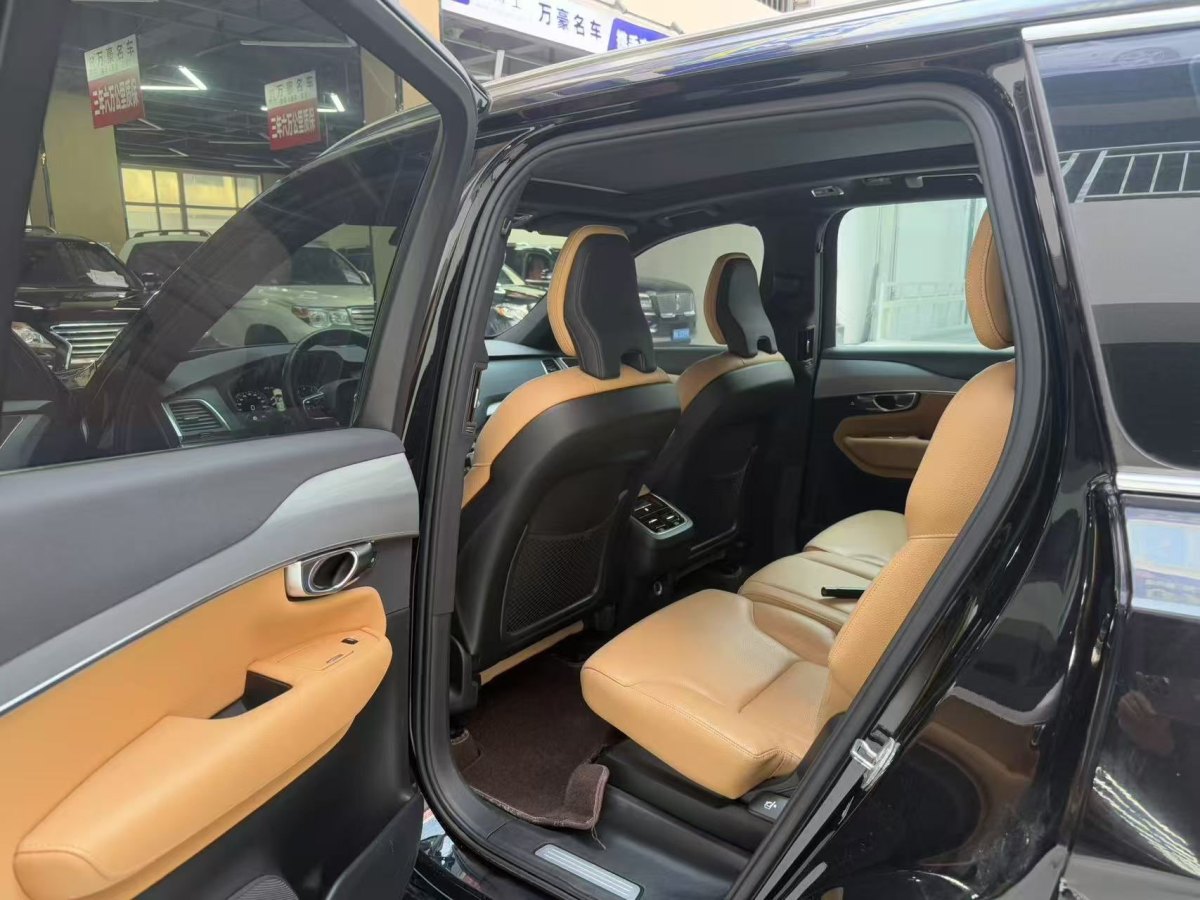 沃爾沃 XC90  2019款  T5 智逸版 7座 國(guó)VI圖片