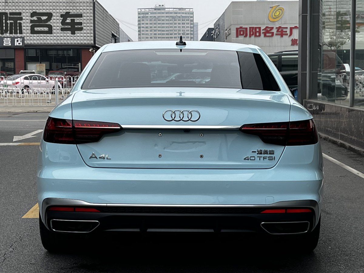 奧迪 奧迪A4L  2022款 40 TFSI 時(shí)尚動(dòng)感型圖片