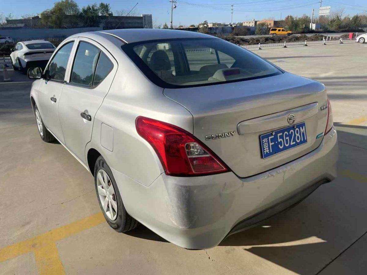 日產(chǎn) 陽光  2015款 1.5XE CVT大師版圖片