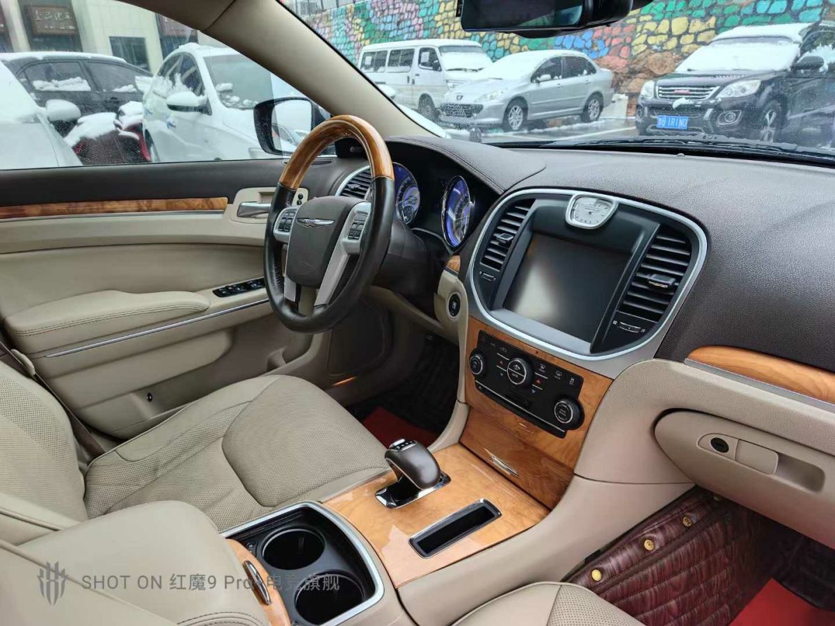 克萊斯勒 300C  2014款 3.0L 卓越版圖片