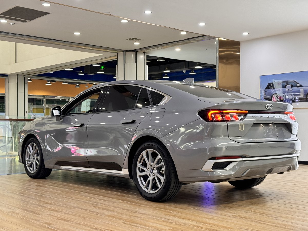 福特 蒙迪歐  2023款 EcoBoost 180 豪華型圖片