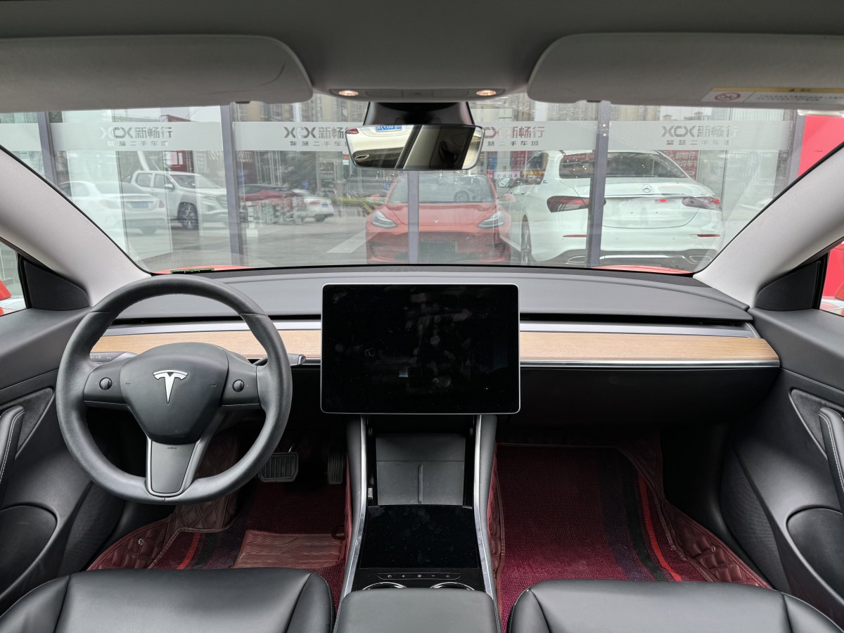 特斯拉 Model 3  2019款 標(biāo)準(zhǔn)續(xù)航后驅(qū)升級(jí)版圖片