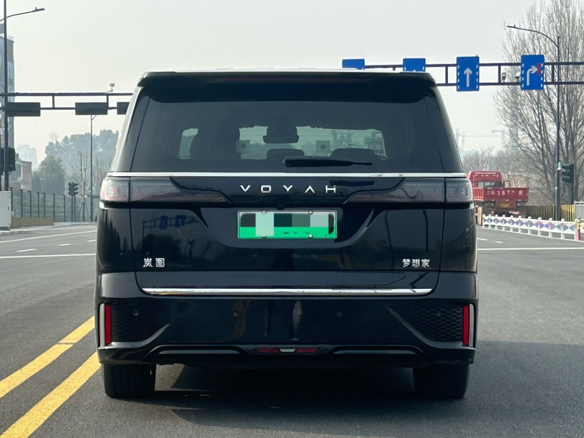 嵐圖 夢(mèng)想家  2024款 PHEV 超長(zhǎng)續(xù)航卓越版圖片