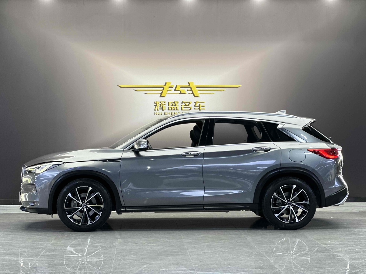 2020年10月英菲尼迪 QX50  2020款 改款 2.0T 四驅(qū)菁英版