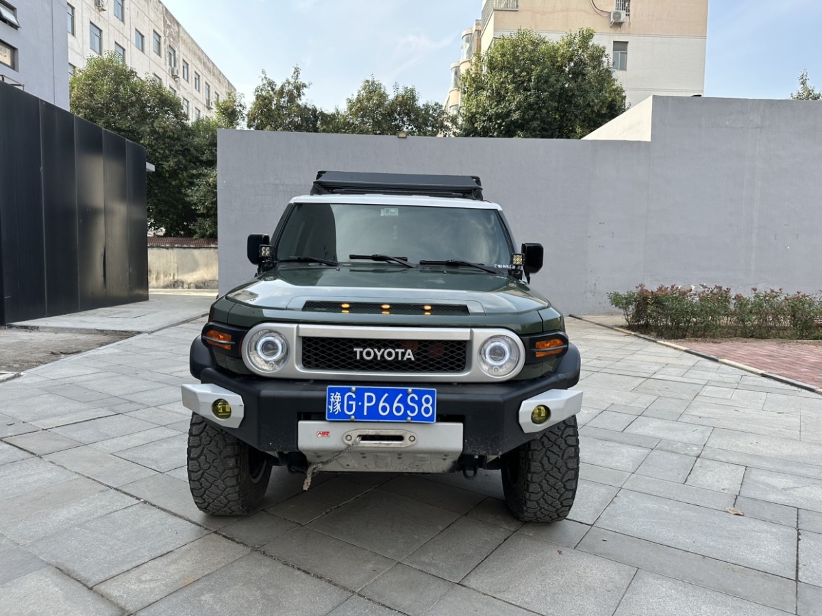 2013年01月丰田 FJ 酷路泽  2011款 4.0L