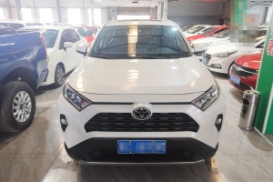 RAV4 丰田 荣放 2.0L CVT两驱风尚版