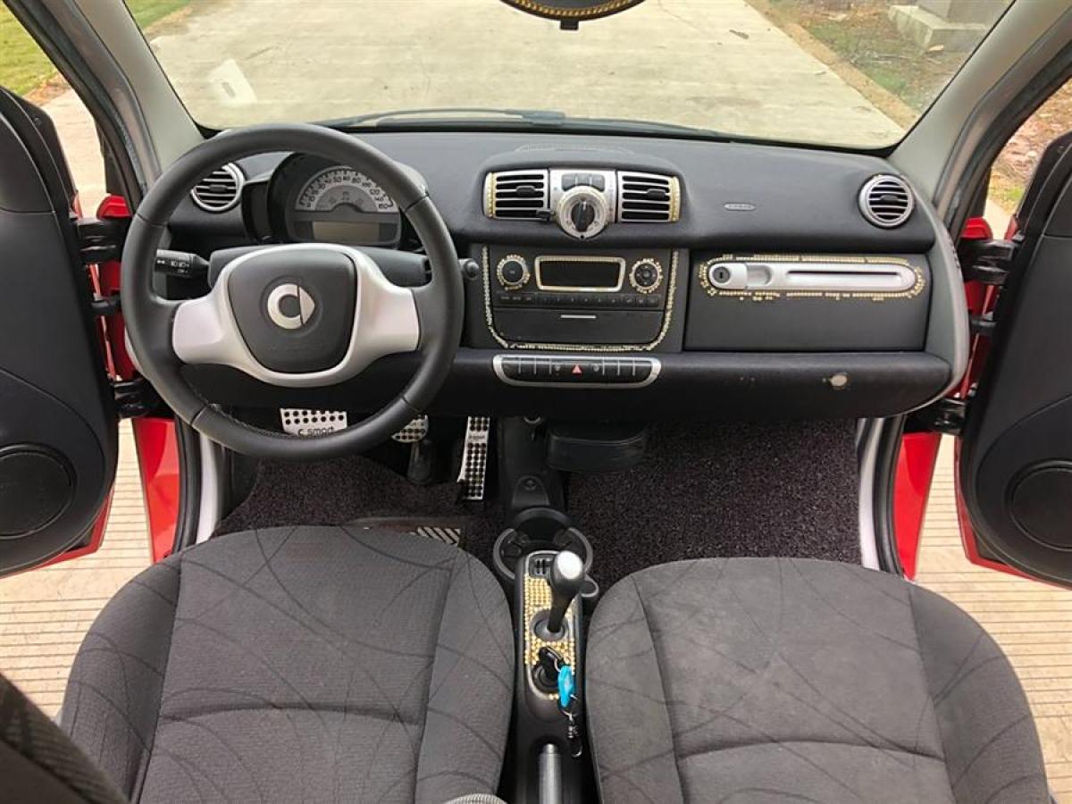 smart fortwo  2011款 1.0 MHD 硬頂激情版圖片