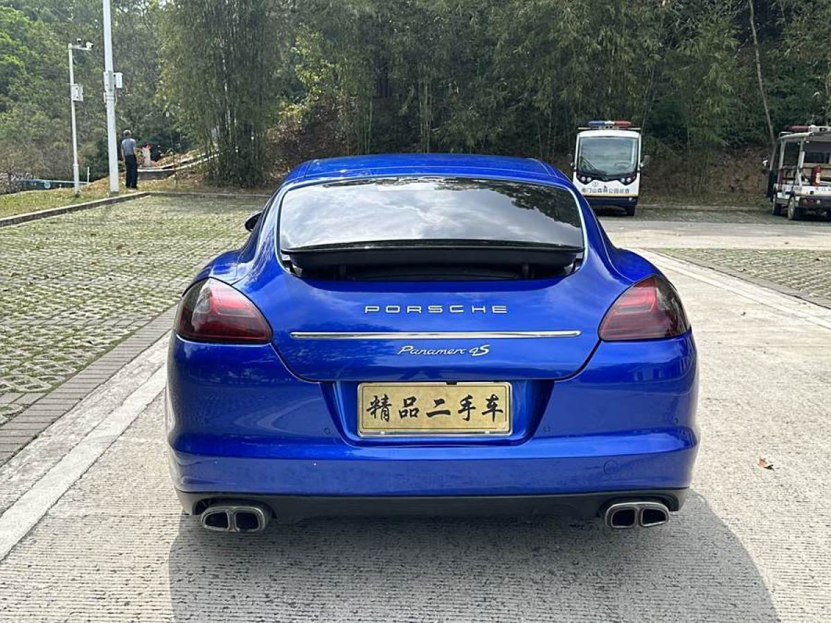 2010年10月保時捷 Panamera  2010款 Panamera 4 3.6L