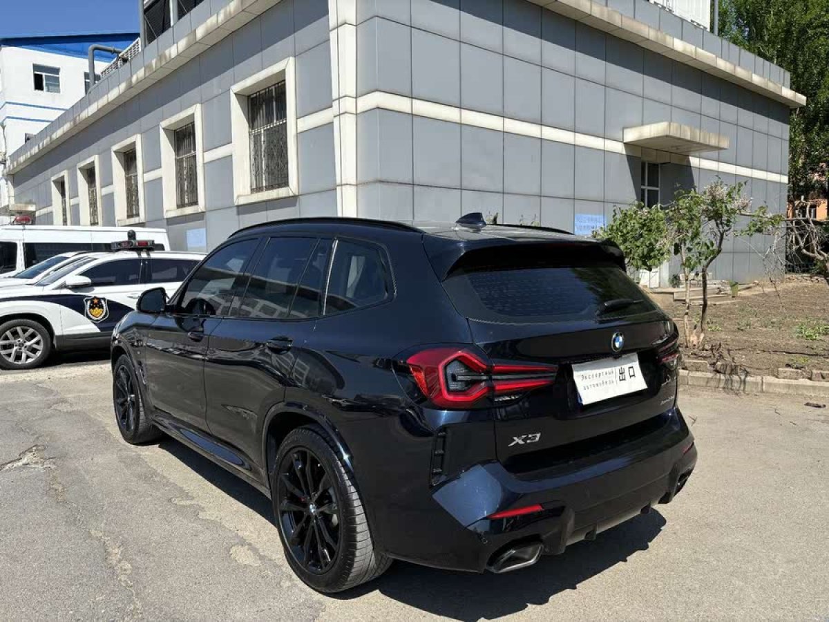 寶馬 寶馬X3  2022款 xDrive30i 領(lǐng)先型 M曜夜套裝圖片